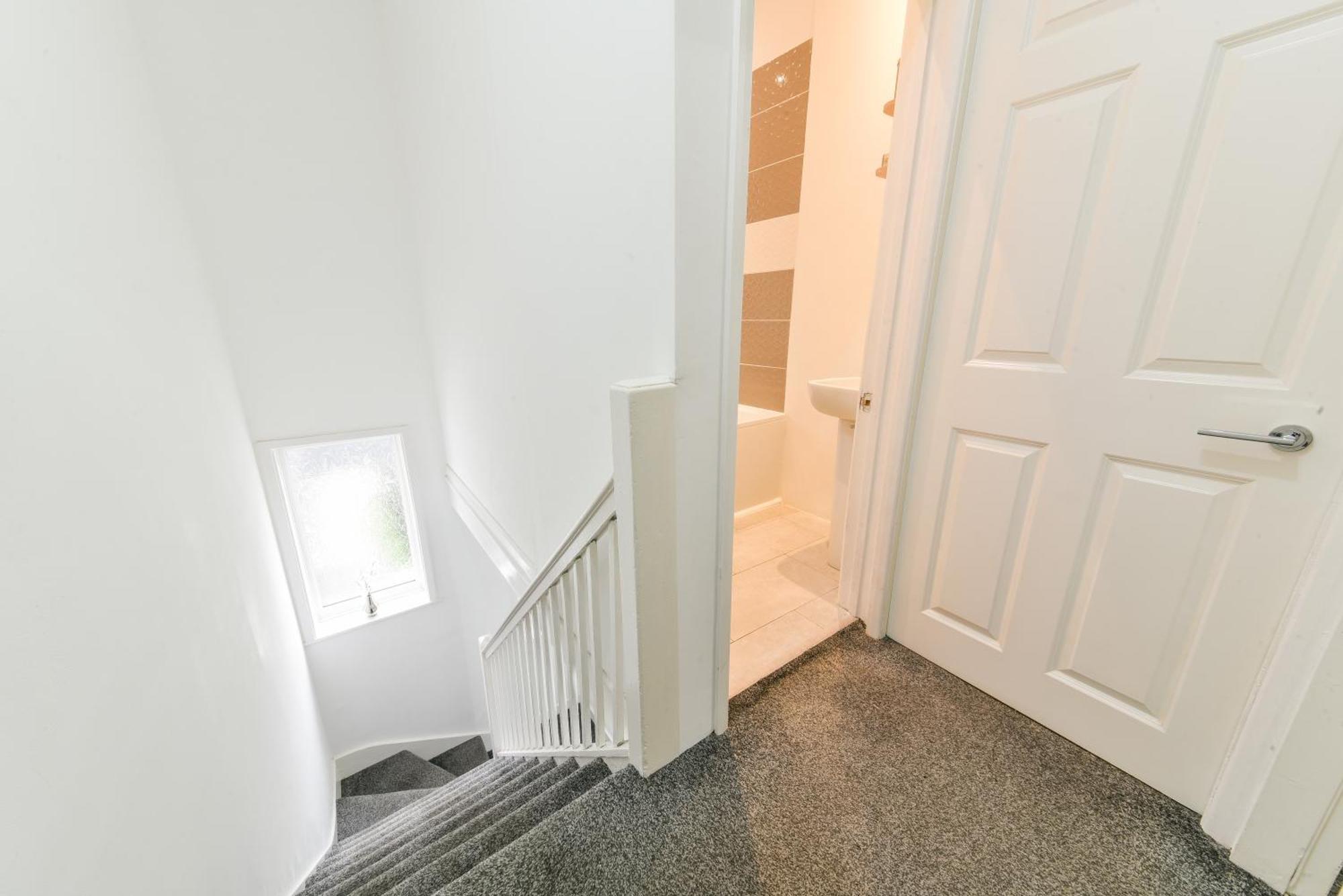 Bromley Serviced Apartments - Beckenham Place Park - London - 2 Bed House - Free Parking - 2 Beds 1 Sofabed 외부 사진