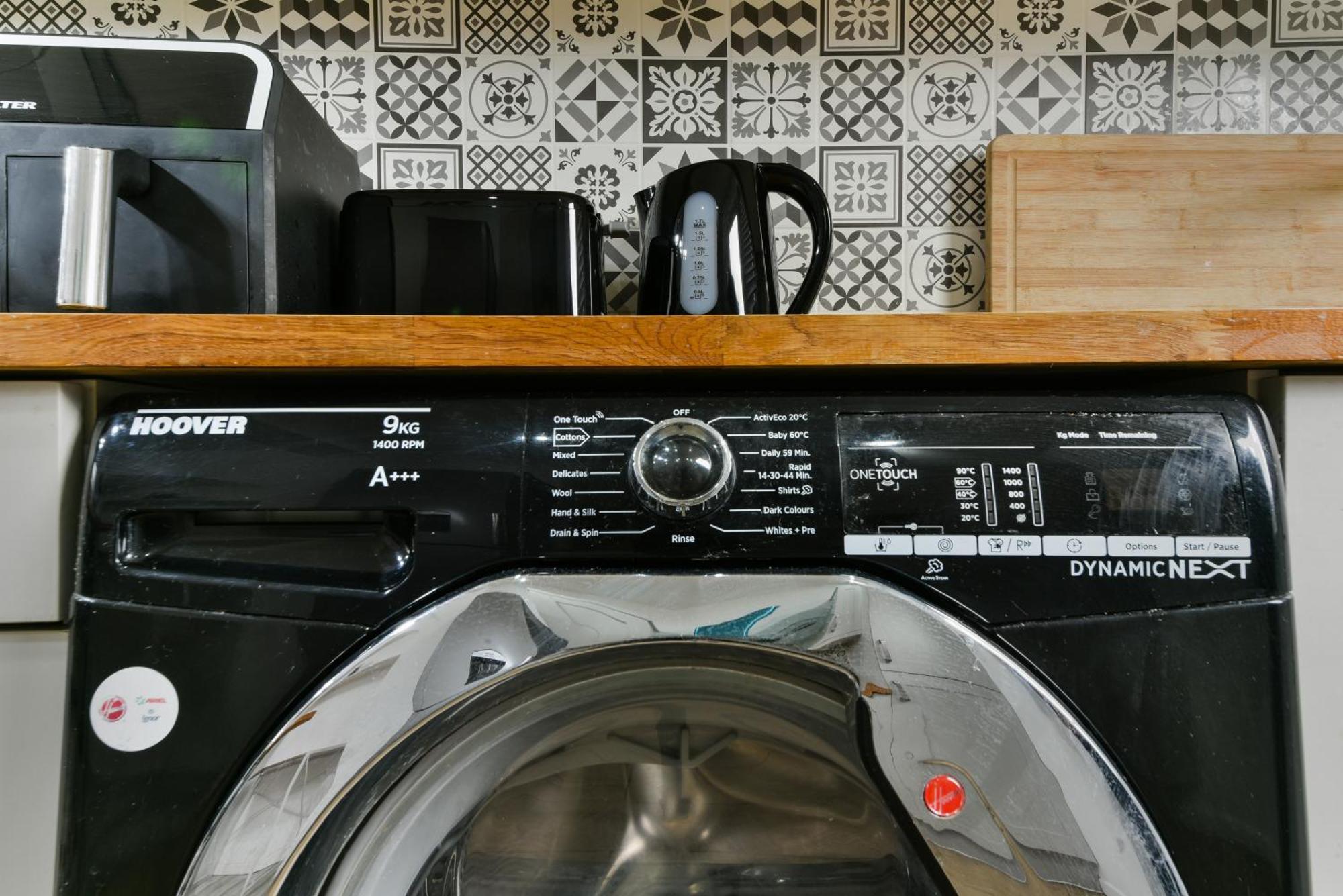 Bromley Serviced Apartments - Beckenham Place Park - London - 2 Bed House - Free Parking - 2 Beds 1 Sofabed 외부 사진