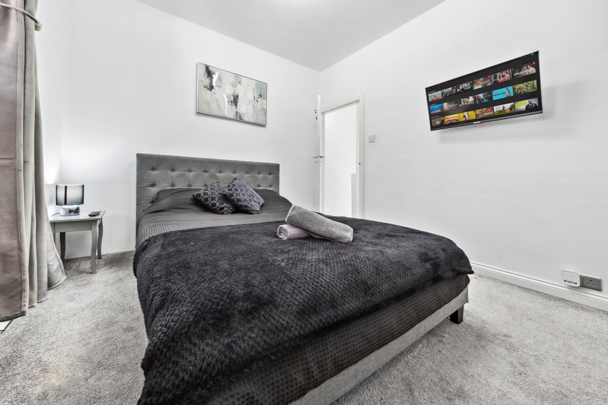 Bromley Serviced Apartments - Beckenham Place Park - London - 2 Bed House - Free Parking - 2 Beds 1 Sofabed 외부 사진